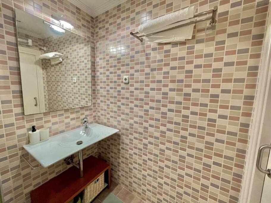 Andra Mari Etxea Apartamento En Parte Antigua Bermeo Exterior photo